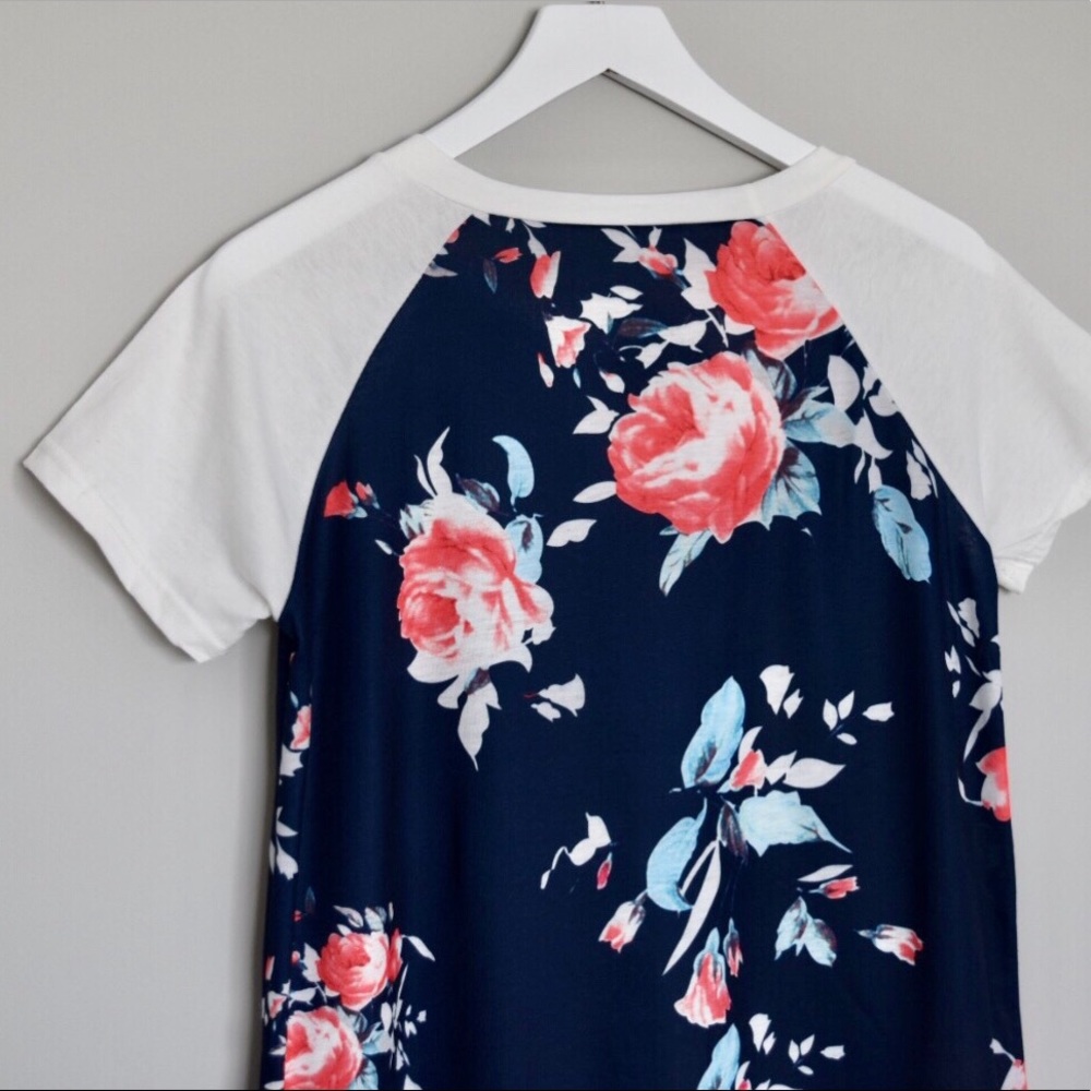 Navy Raglan Tee w/ Pretty Floral Pattern - Picture 5 of 8